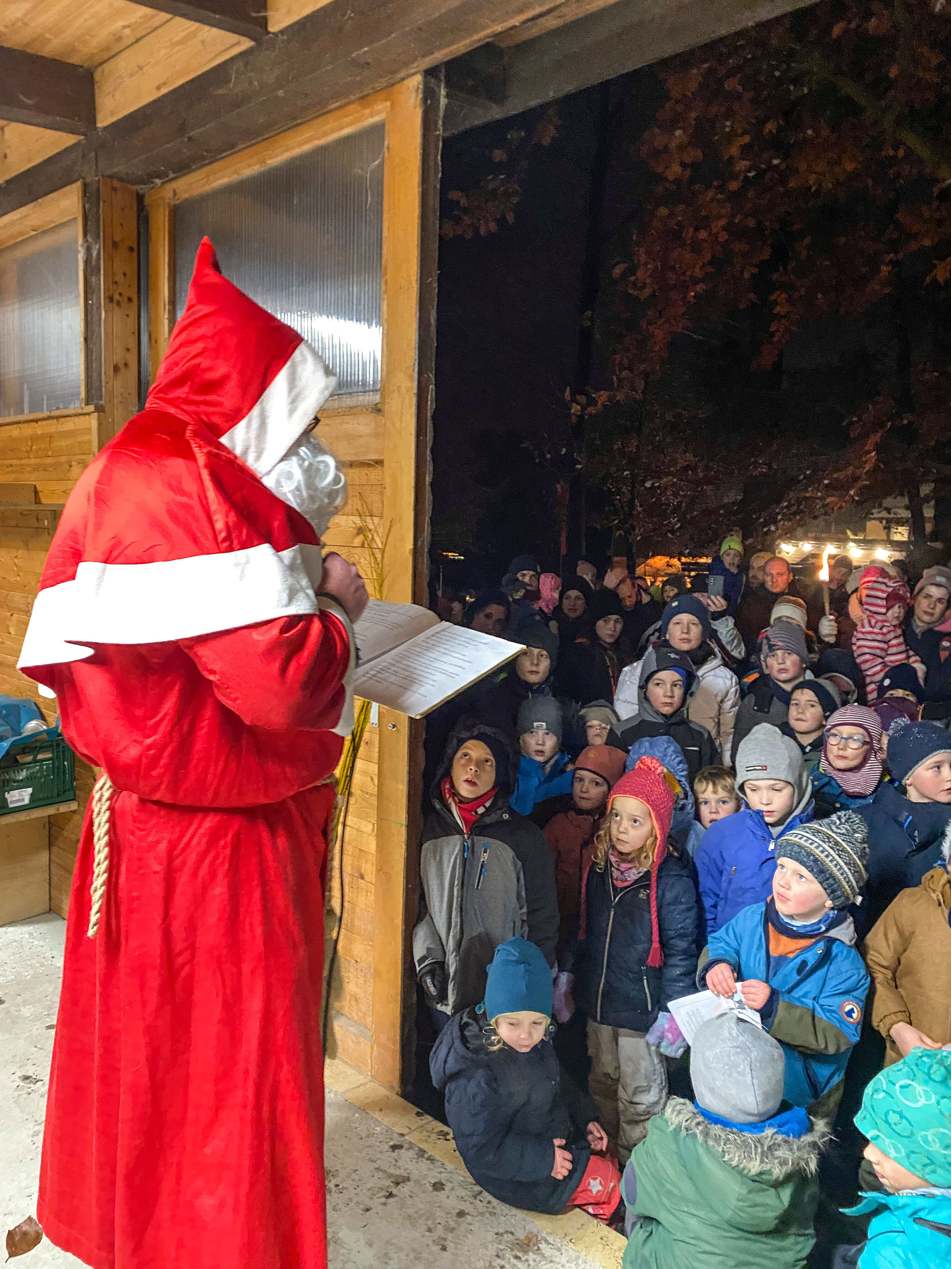 221210_NF_NFH_Nikolausfeier_05_Inter.jpg