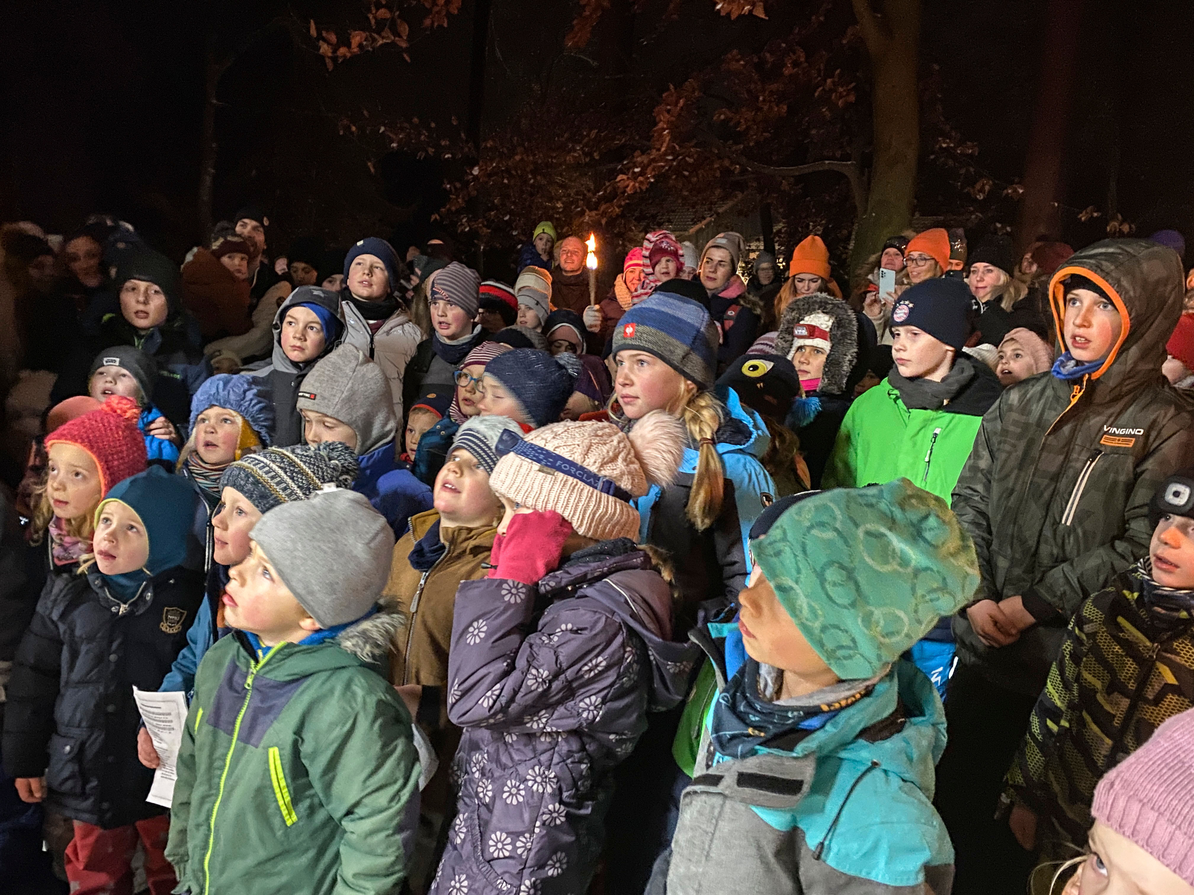 221210_NF_NFH_Nikolausfeier_06_Inter.jpg